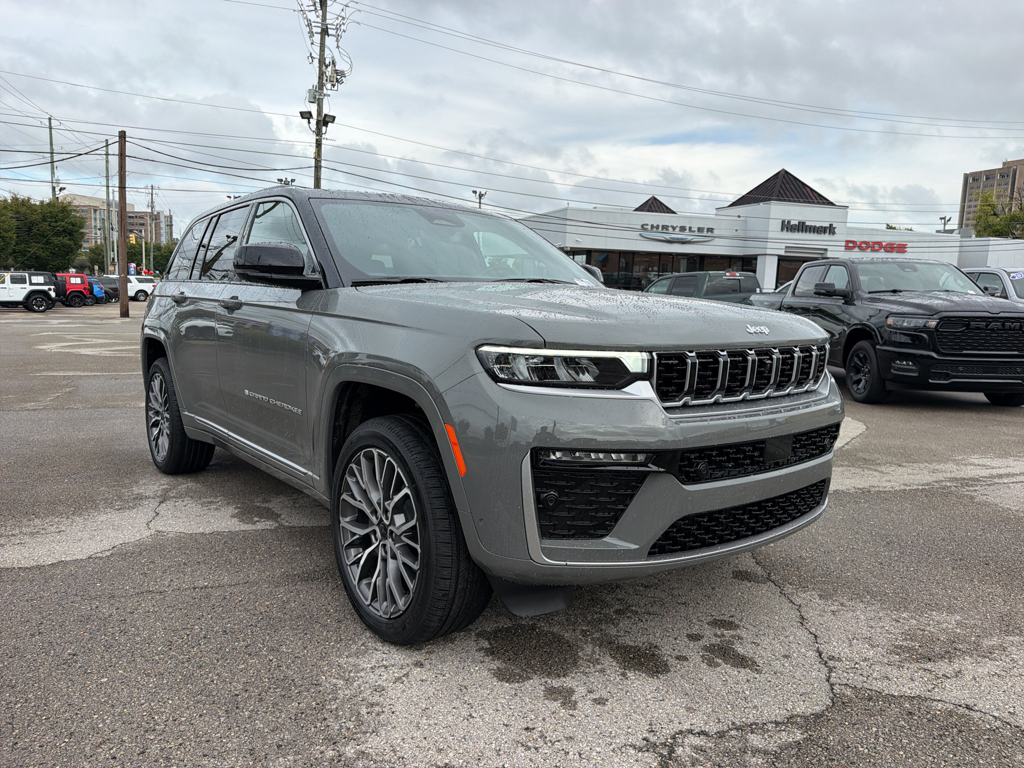 New 2027 Jeep Grand Cherokee Summit AWD/4WD image 4