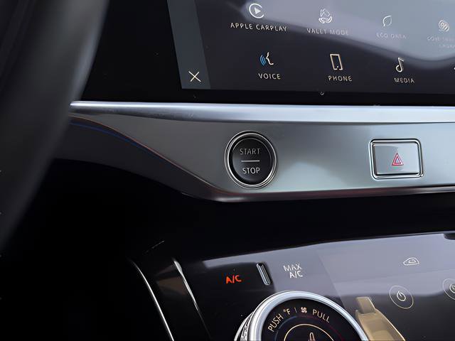 Used 2024 Jaguar I-PACE R-Dynamic HSE image 17