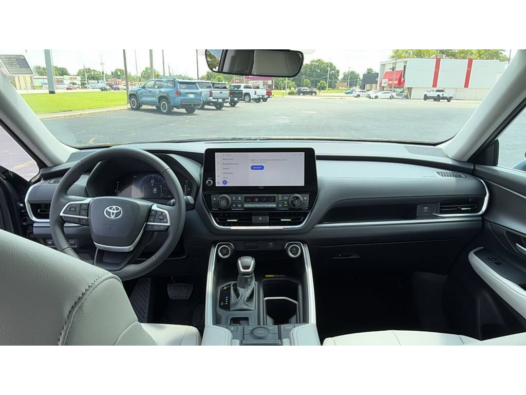 New 2026 Toyota Grand Highlander AWD image 36