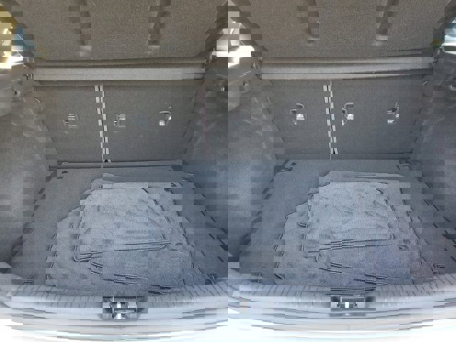 Used 2020 Hyundai Elantra GT w/ Style Package 02 image 5