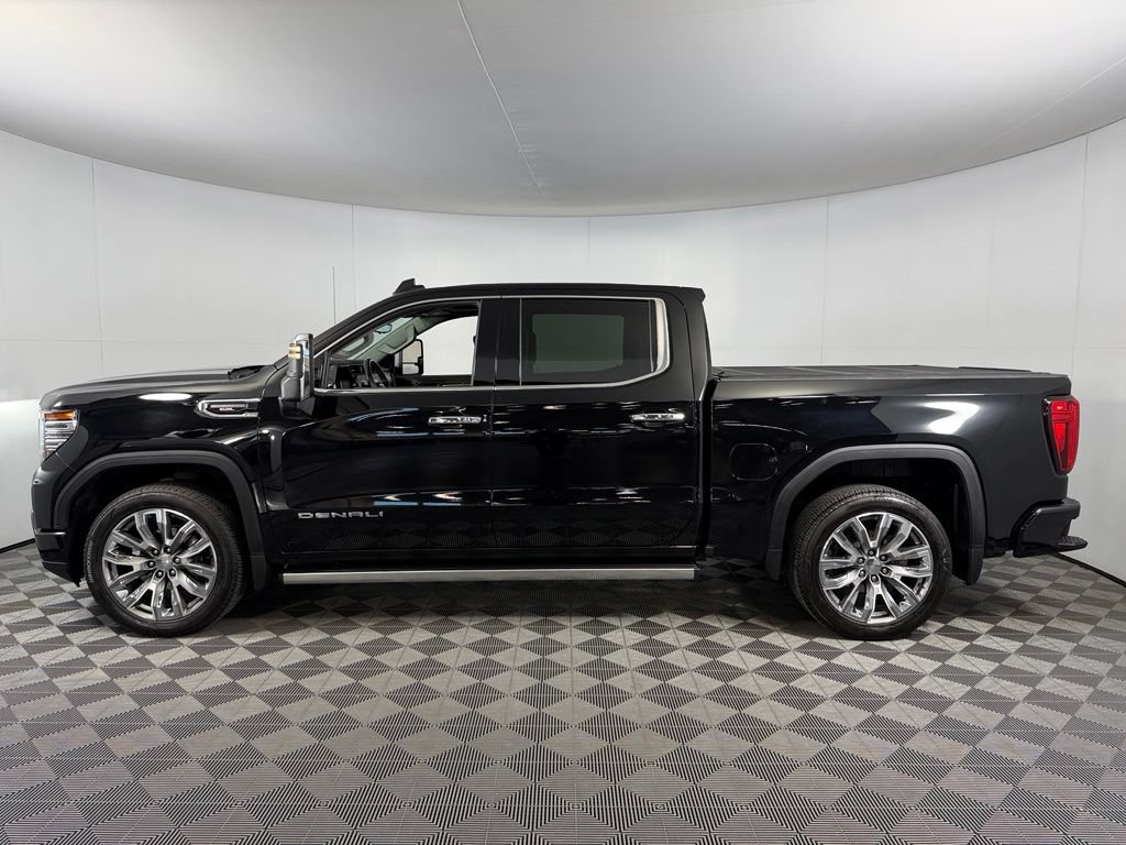 Used 2024 GMC Sierra 1500 Denali AWD/4WD image 11