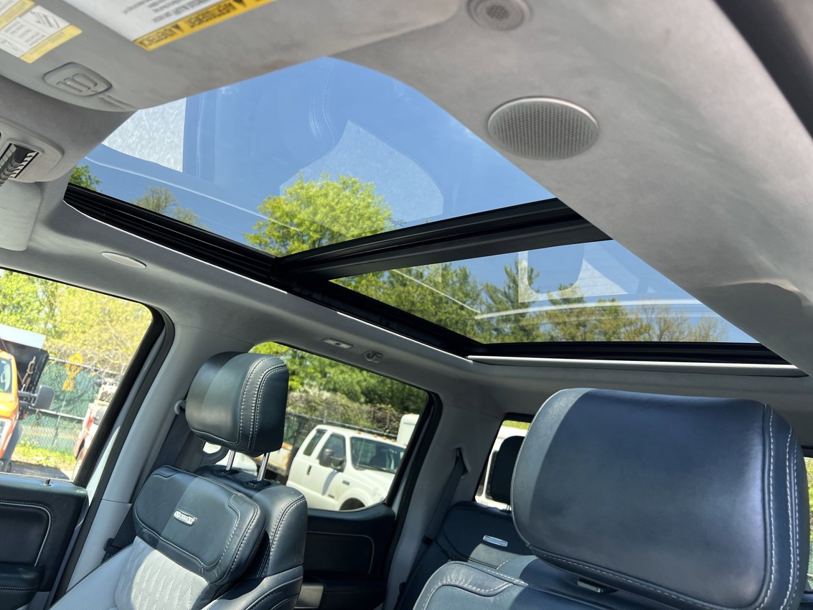 Used 2024 Ford F450 Limited w/ FX4 Off-Road Package AWD/4WD image 32