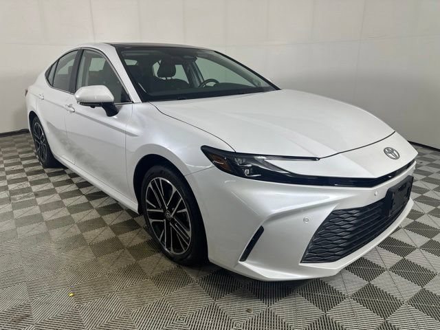 Used 2025 Toyota Camry XLE w/ Premium Plus Package