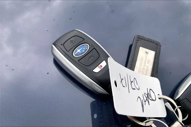 Used 2024 Subaru Outback Premium AWD/4WD image 11