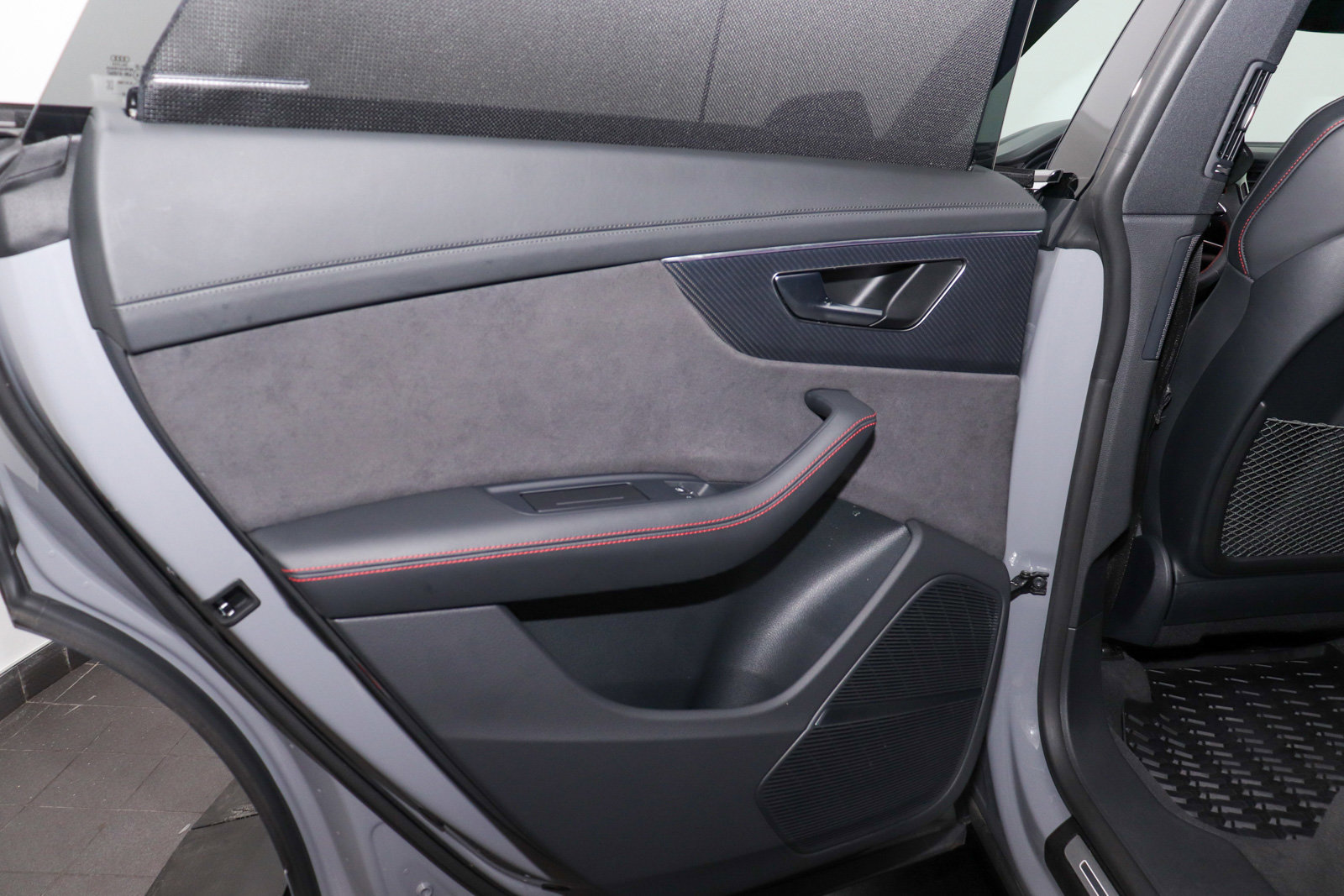 Used 2024 Audi RS Q8 image 18