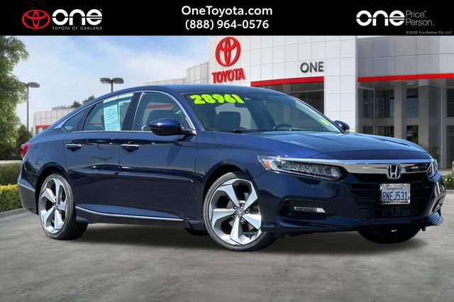 Used 2020 Honda Accord Touring image 1