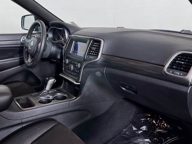 Used 2021 Jeep Grand Cherokee Laredo AWD/4WD image 35