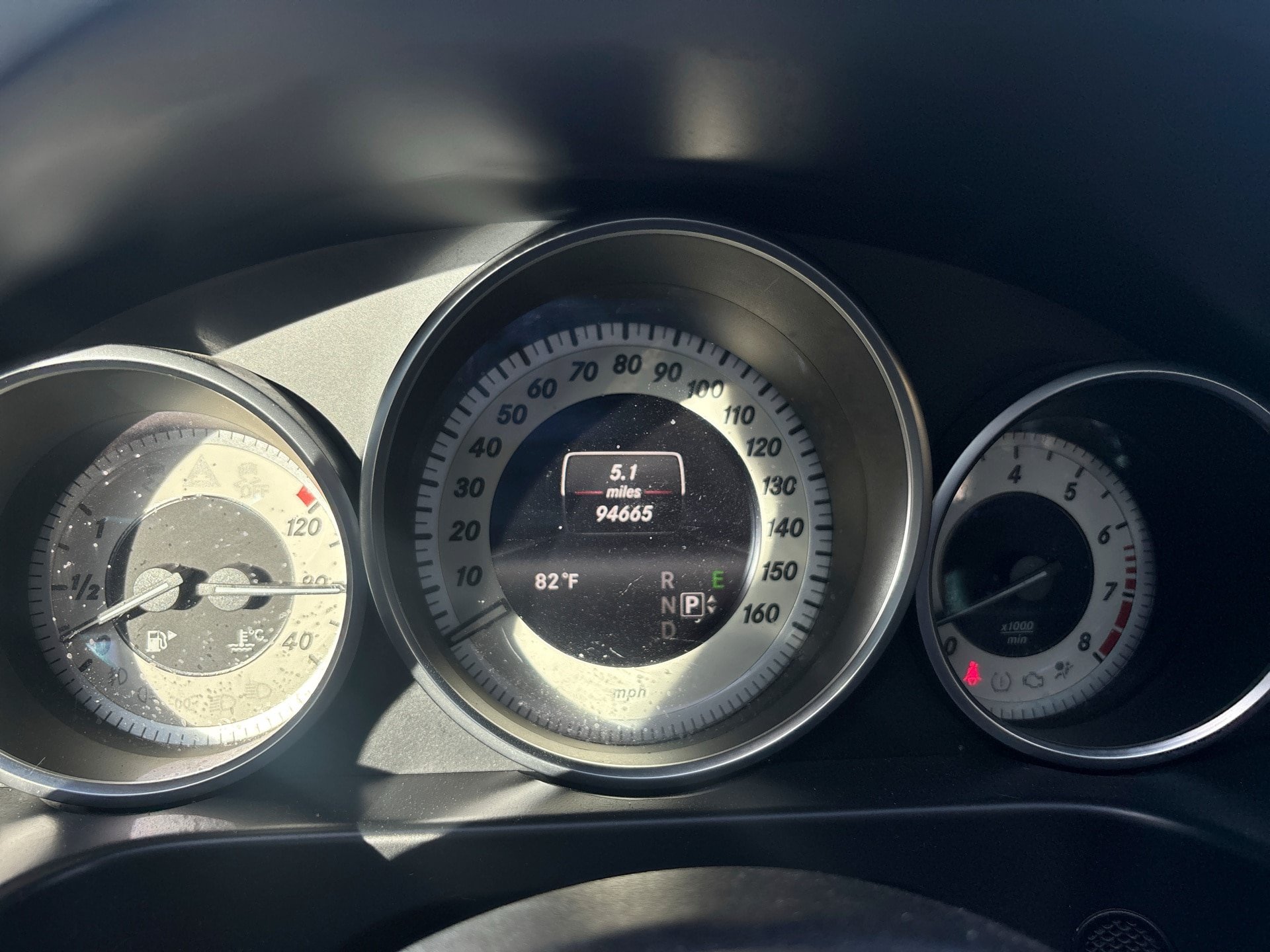 Used 2016 Mercedes-Benz E 400 Sedan image 10