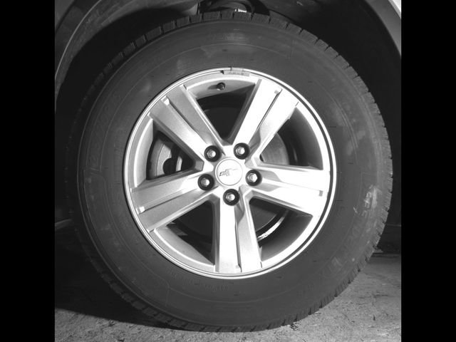 Used 2021 Chevrolet Trax LS w/ Tint and Cruise Package AWD/4WD image 10