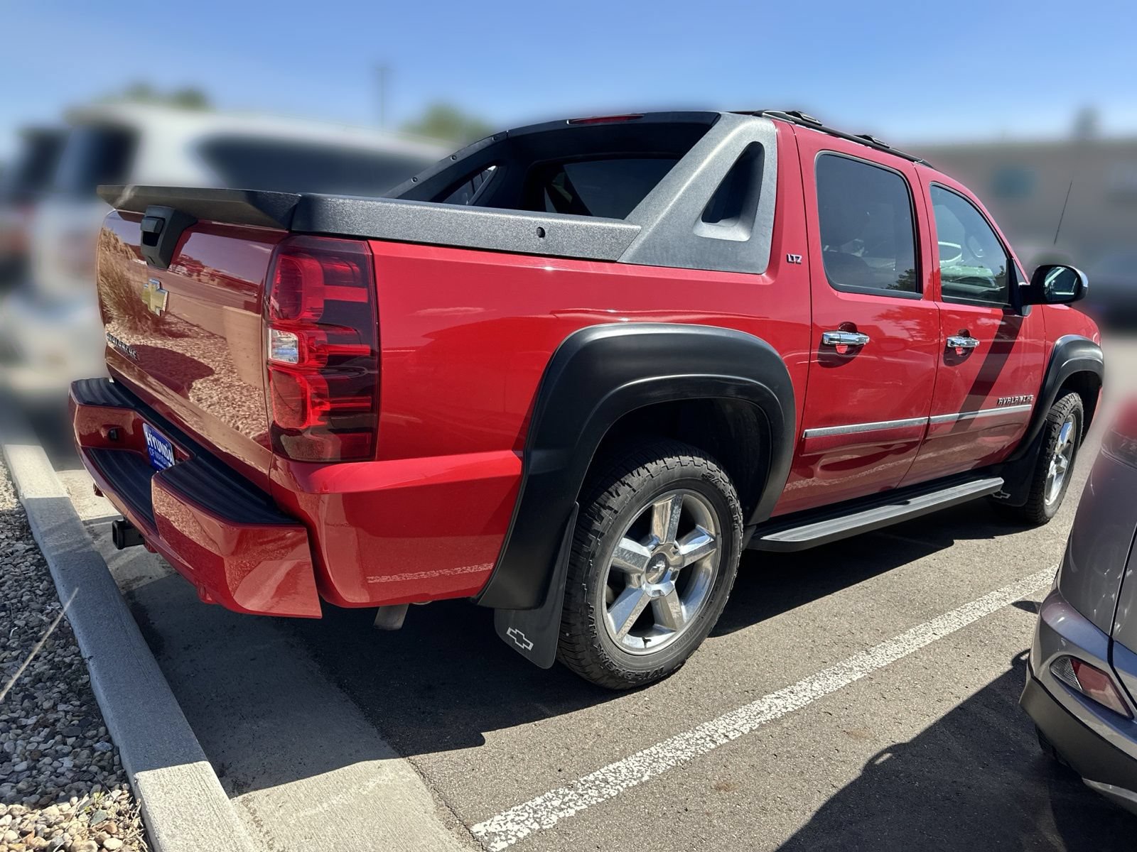 Used 2012 Chevrolet Avalanche LTZ AWD/4WD image 3
