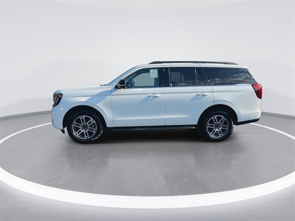 New 2025 Ford Expedition Active image 5