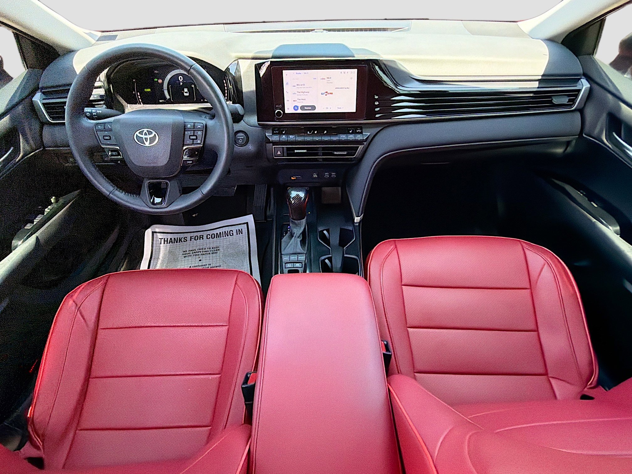 Used 2025 Toyota Camry LE w/ Convenience Package FWD image 15