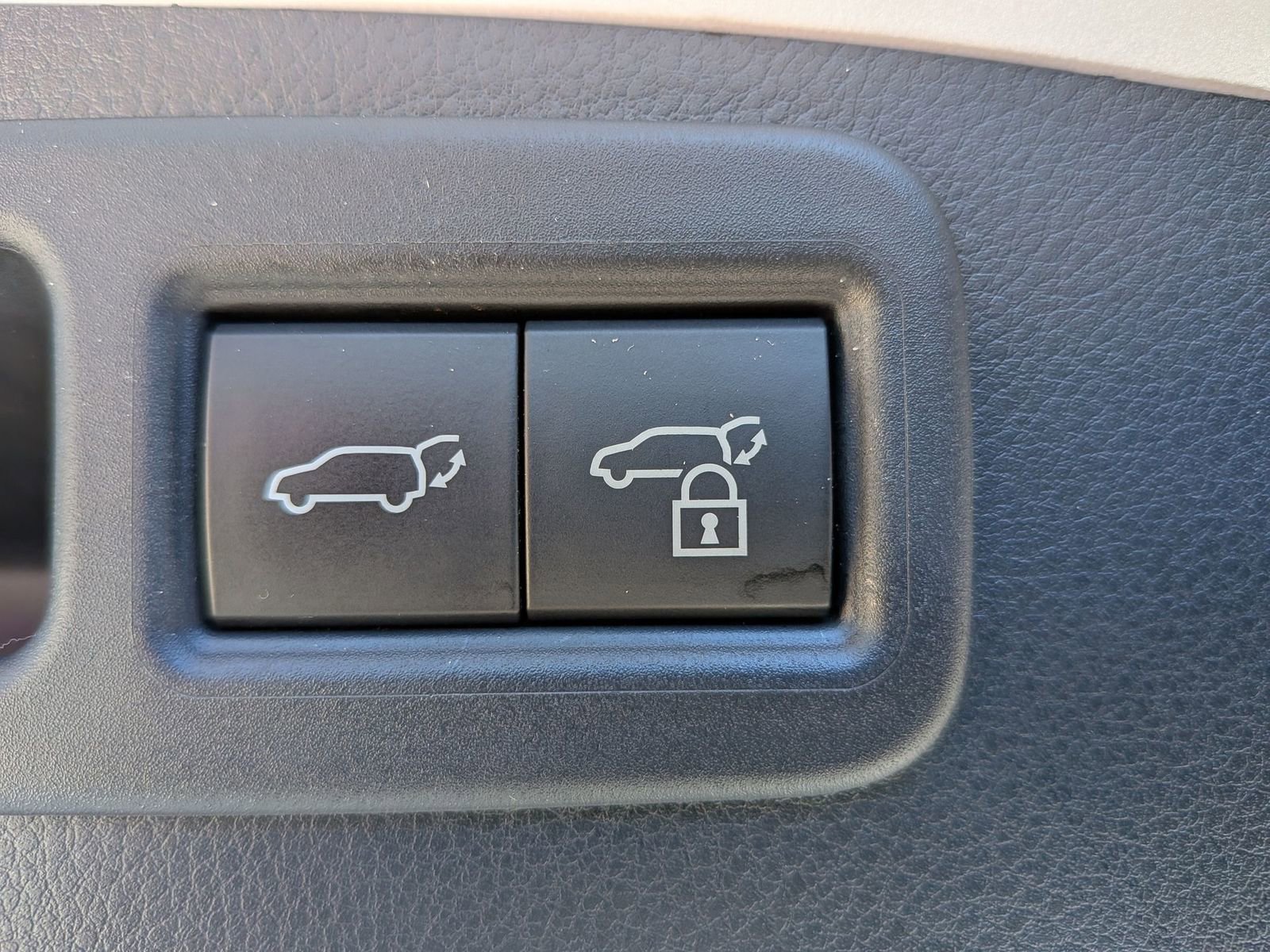 Used 2023 Lexus RX 350 Premium w/ Accessory Package image 34