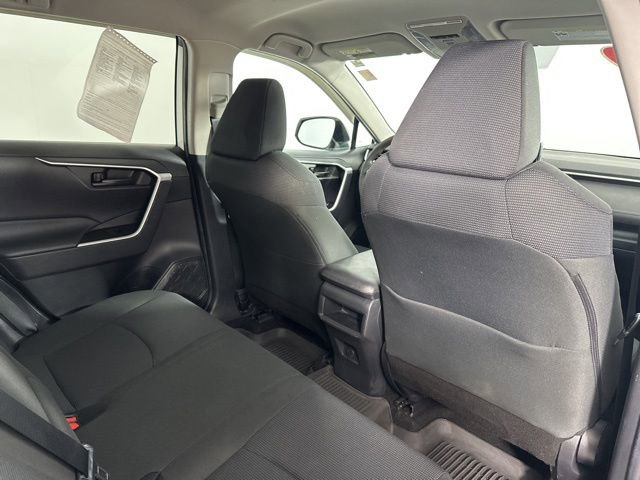 Used 2020 Toyota RAV4 LE w/ All Weather Liner Package AWD/4WD image 27
