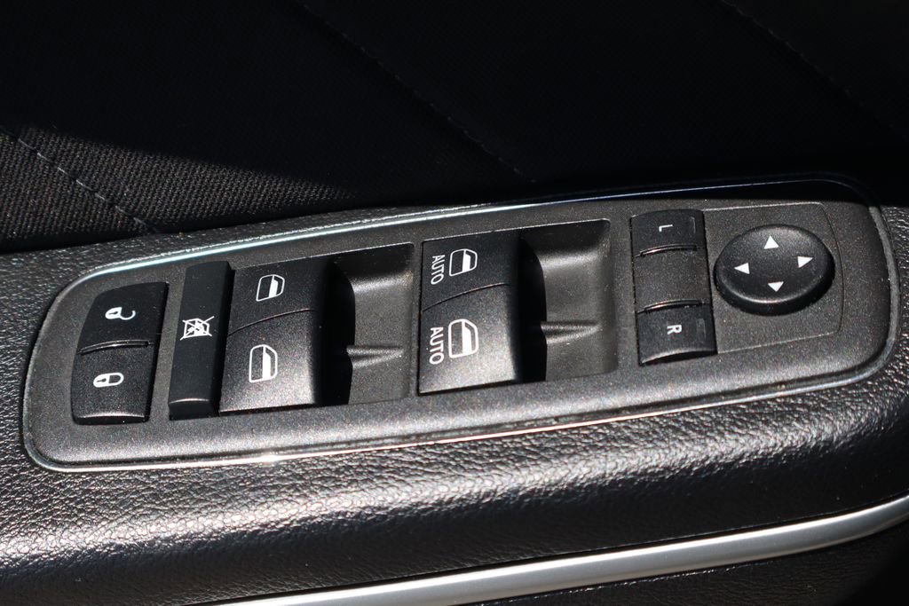 Used 2022 Dodge Charger R/T RWD image 18