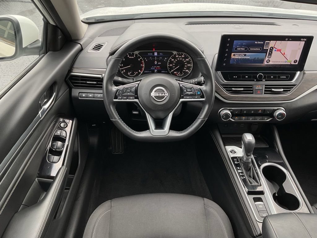 Used 2023 Nissan Altima 2.5 SV w/ SV Premium Package AWD/4WD image 16