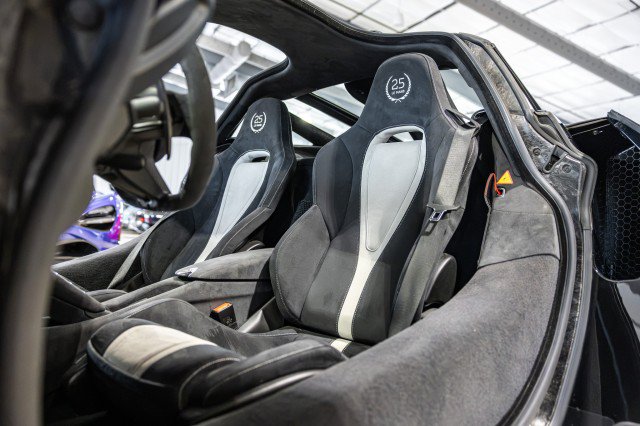 Used 2021 McLaren 720S Performance RWD image 39