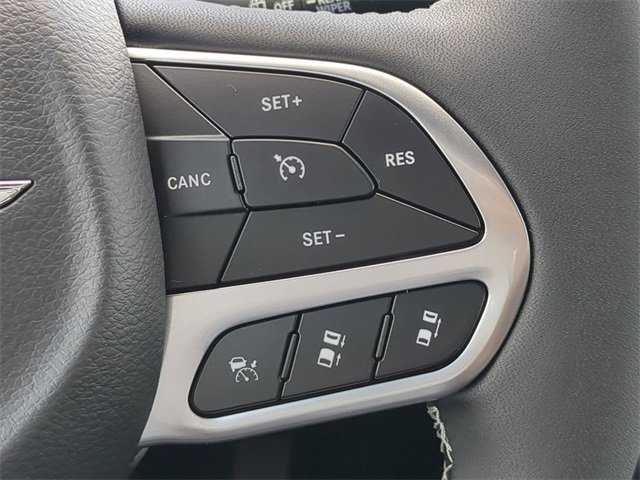 New 2026 Chrysler Voyager LX image 30