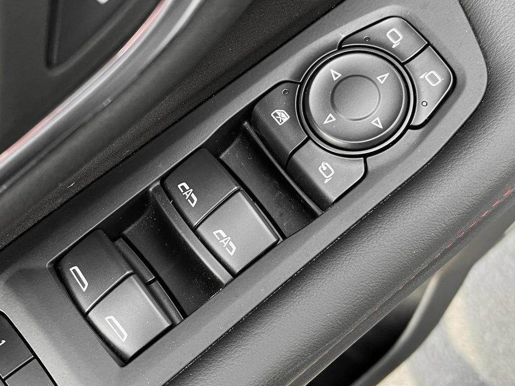 Used 2024 Chevrolet Suburban RST image 25