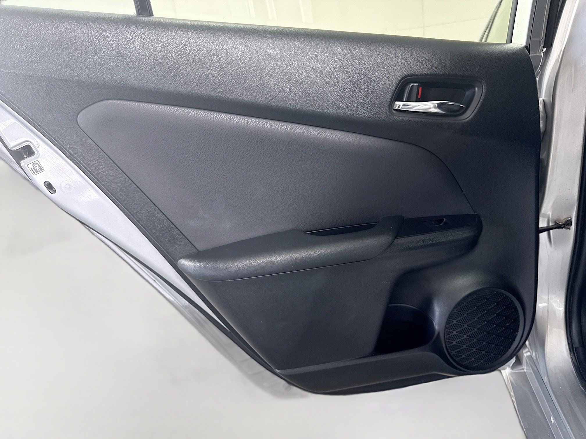 Used 2021 Toyota Prius LE FWD image 26