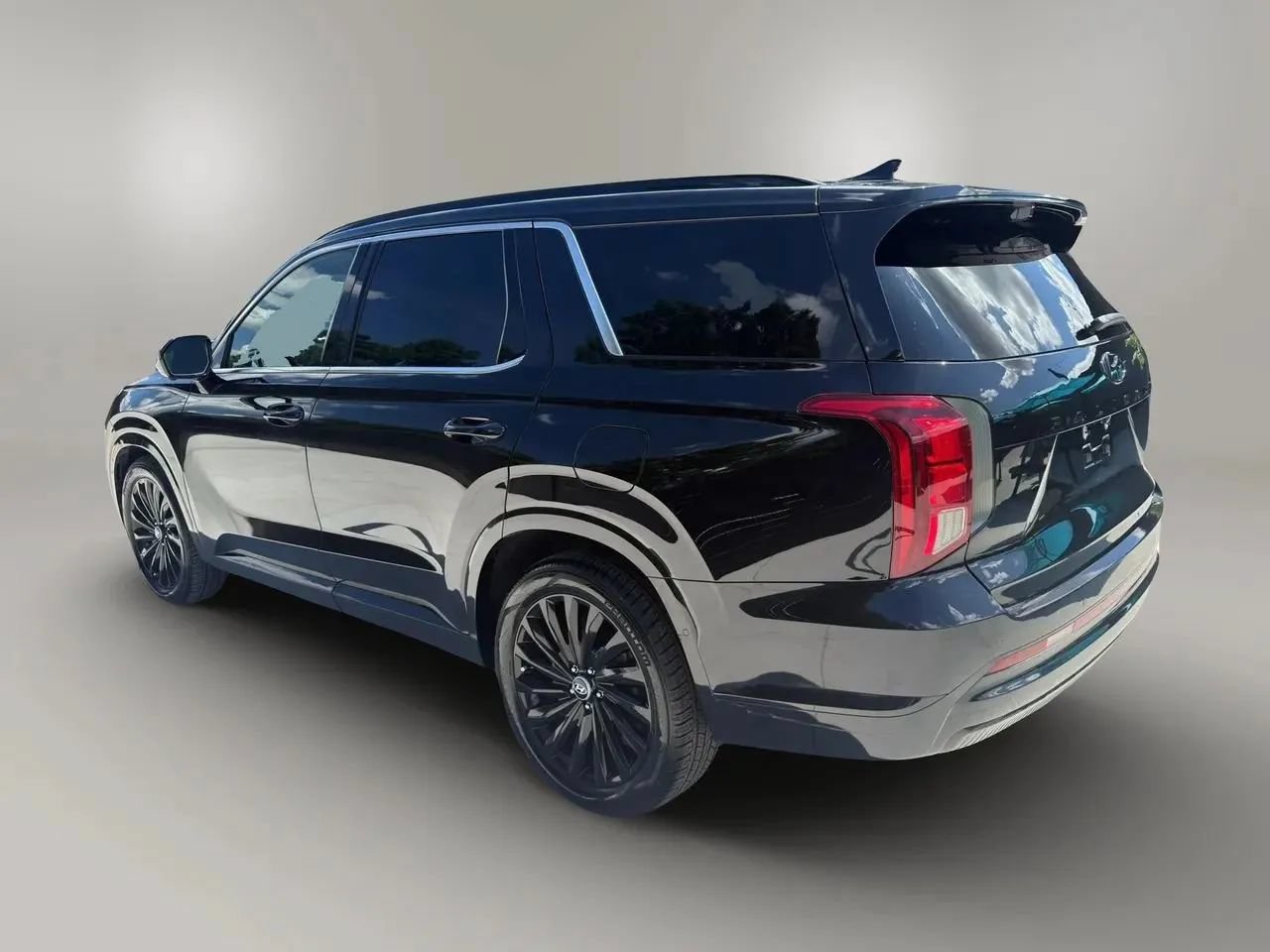 Used 2024 Hyundai Palisade Calligraphy AWD/4WD image 5