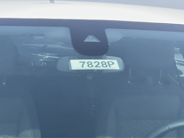 Used 2023 Chevrolet Equinox LT image 33