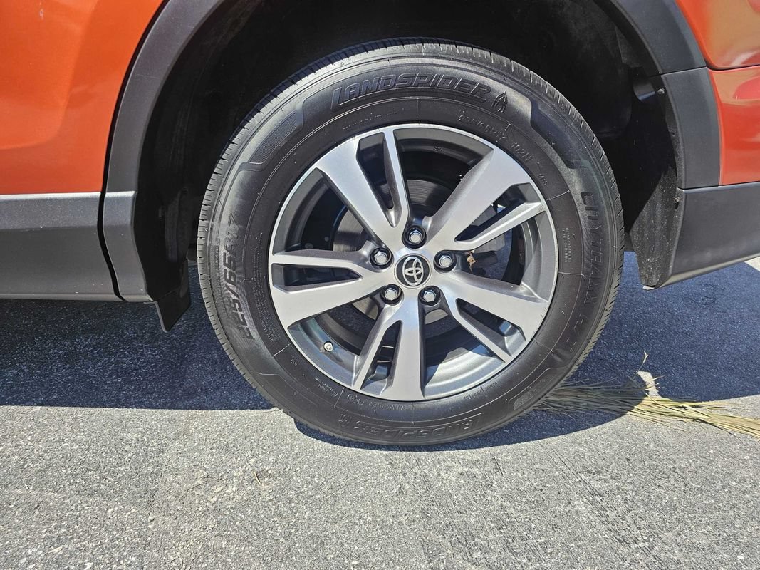 Used 2016 Toyota RAV4 XLE FWD image 4