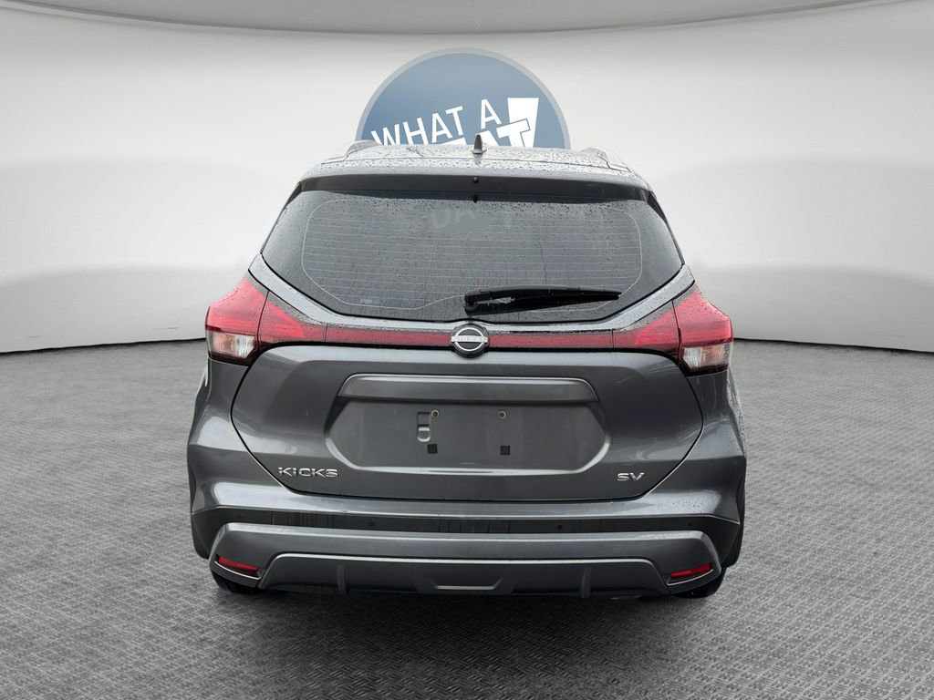 Used 2022 Nissan Kicks SV image 5