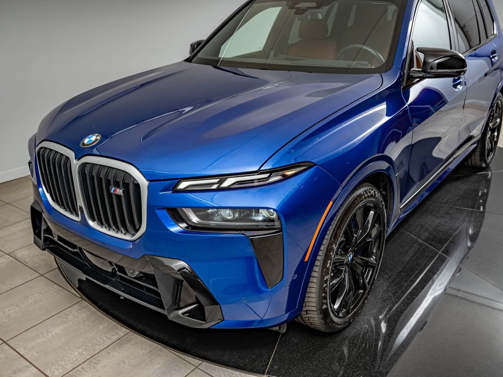 Used 2026 BMW X7 M60i AWD/4WD image 14