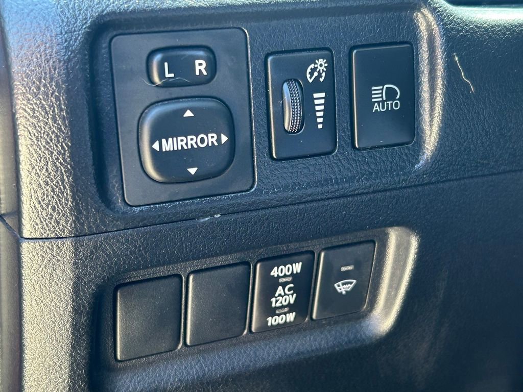 Used 2022 Toyota 4Runner TRD Off-Road Premium AWD/4WD image 26