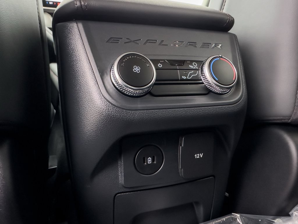 New 2026 Ford Explorer Active w/ Active Comfort Package RWD image 26