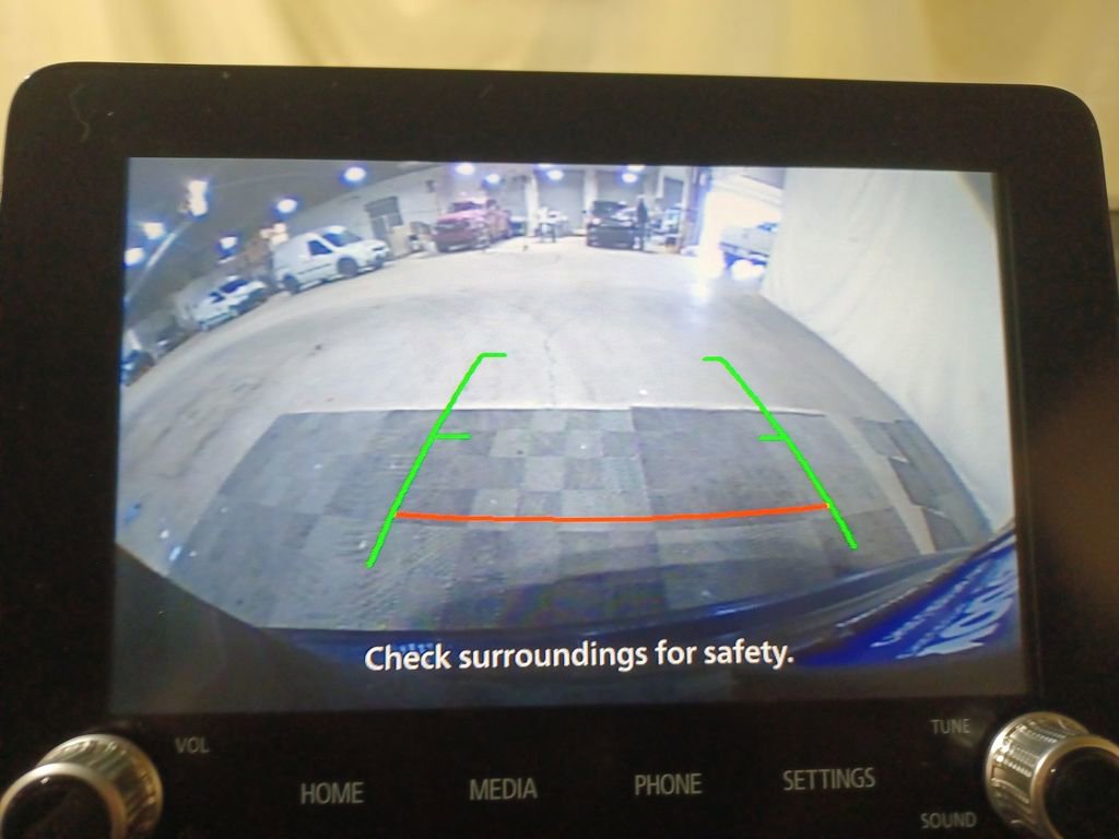 Used 2022 Mitsubishi Eclipse Cross LE image 21