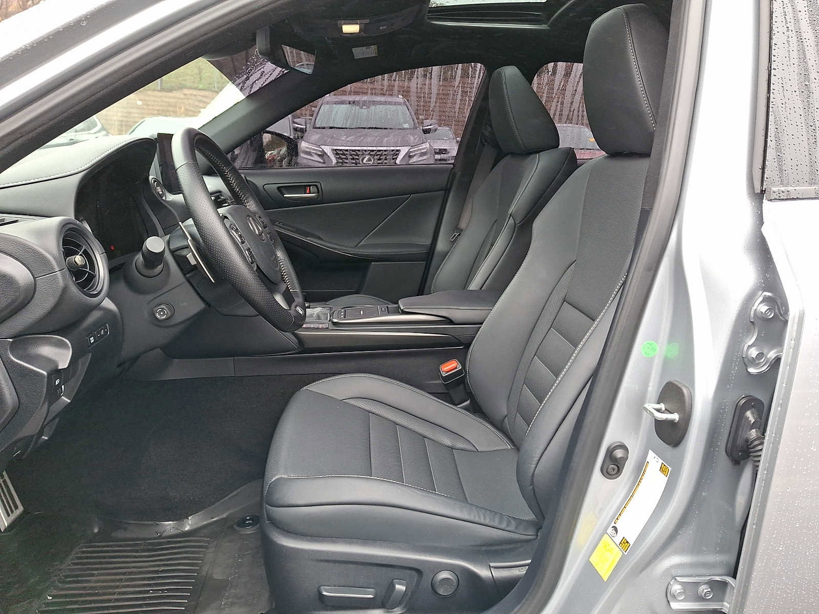 Used 2023 Lexus IS 350 F Sport w/ Memory Package image 10