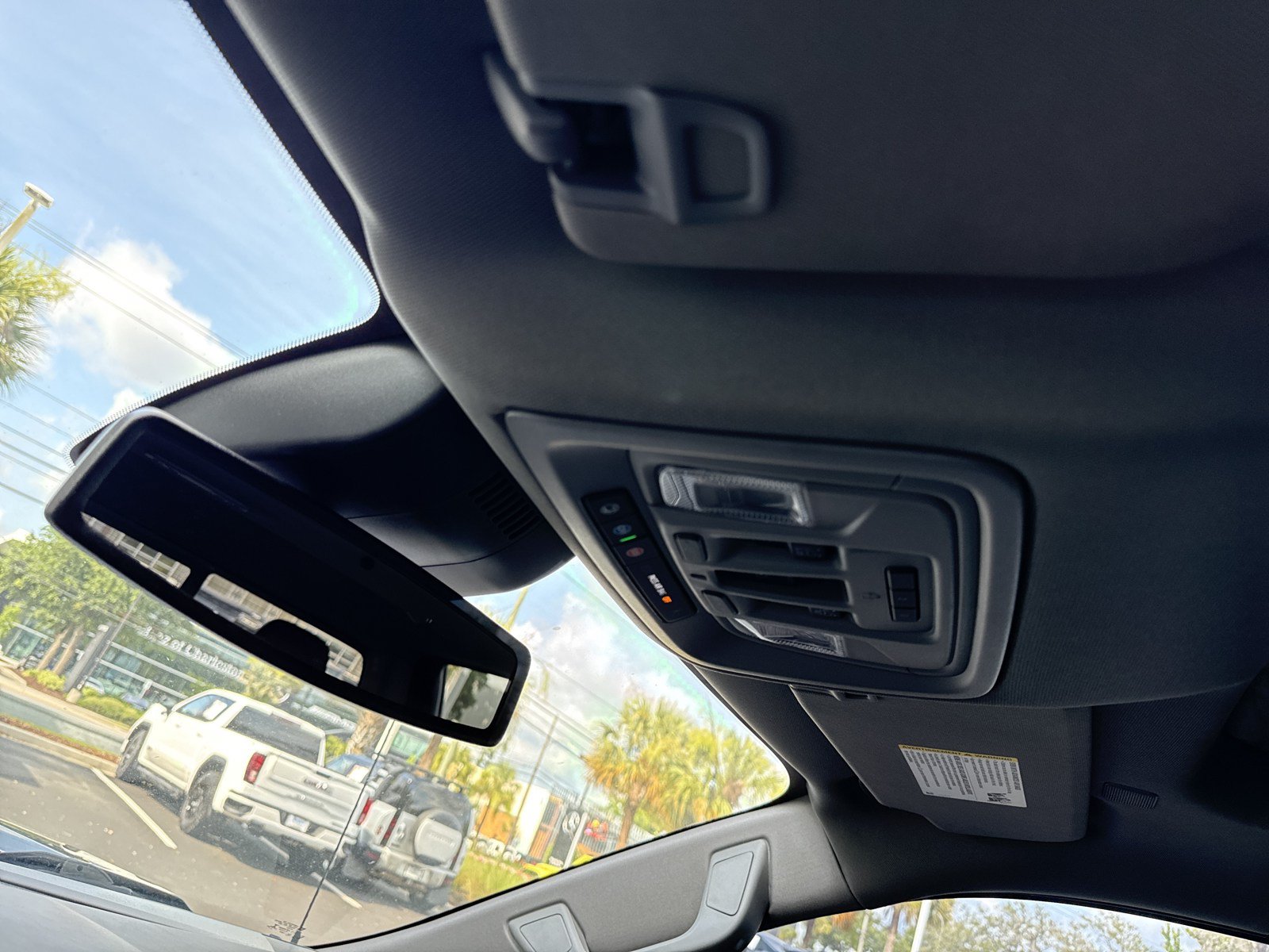 Used 2022 GMC Sierra 1500 Denali AWD/4WD image 32