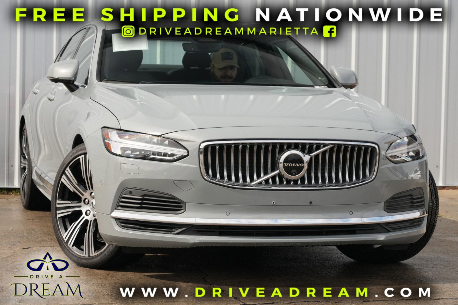 Used 2024 Volvo S90 T8 Ultimate image 2
