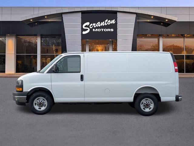 New 2026 GMC Savana 2500 w/ Driver Convenience Package RWD image 2