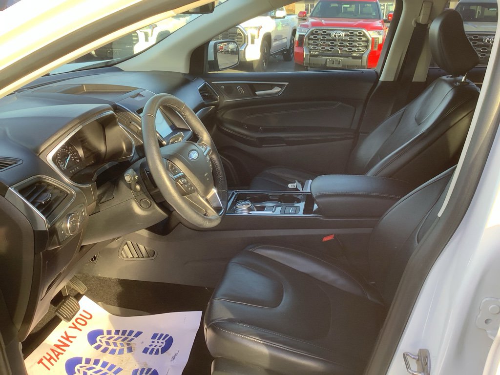 Used 2020 Ford Edge Titanium w/ Equipment Group 301A image 12