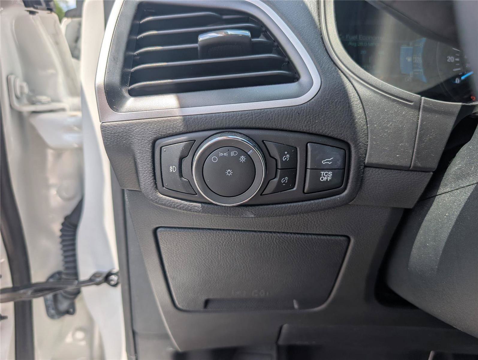 Used 2024 Ford Edge SEL w/ Convenience Package AWD/4WD image 25