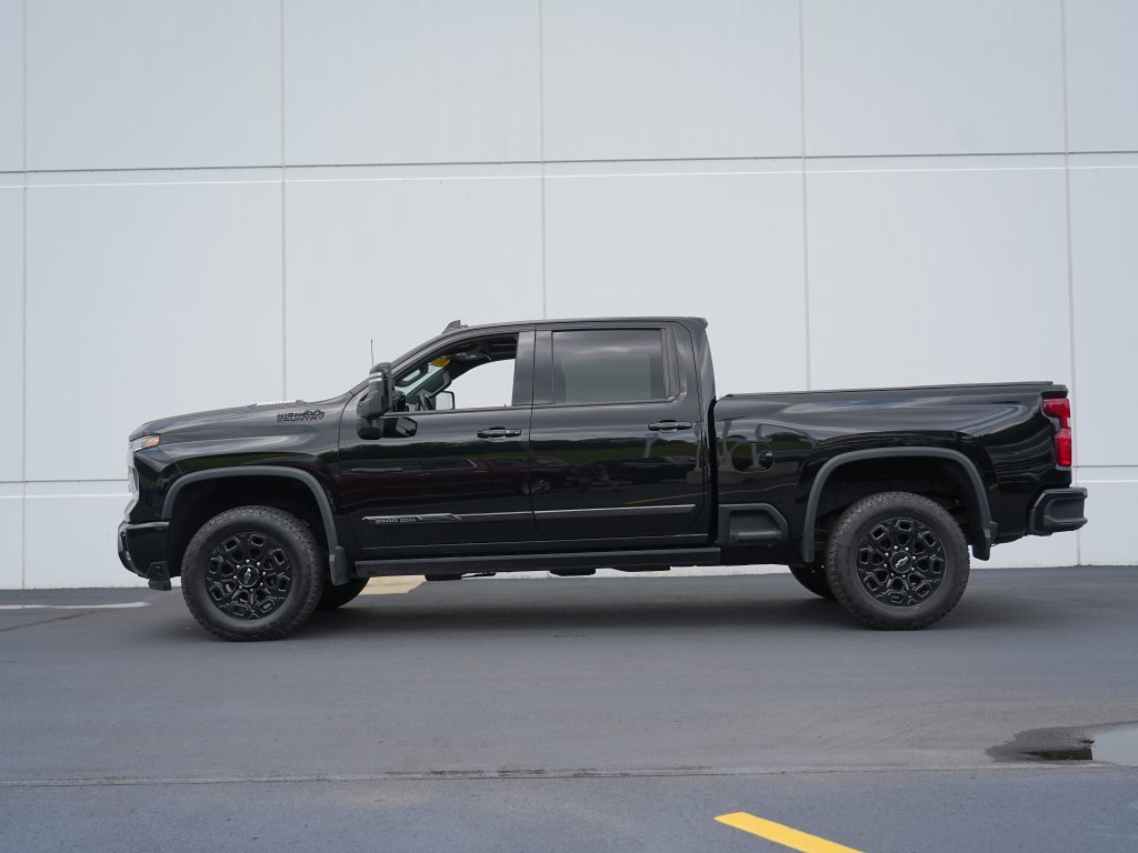 Certified 2024 Chevrolet Silverado 3500 High Country w/ High Country Premium Package AWD/4WD image 7