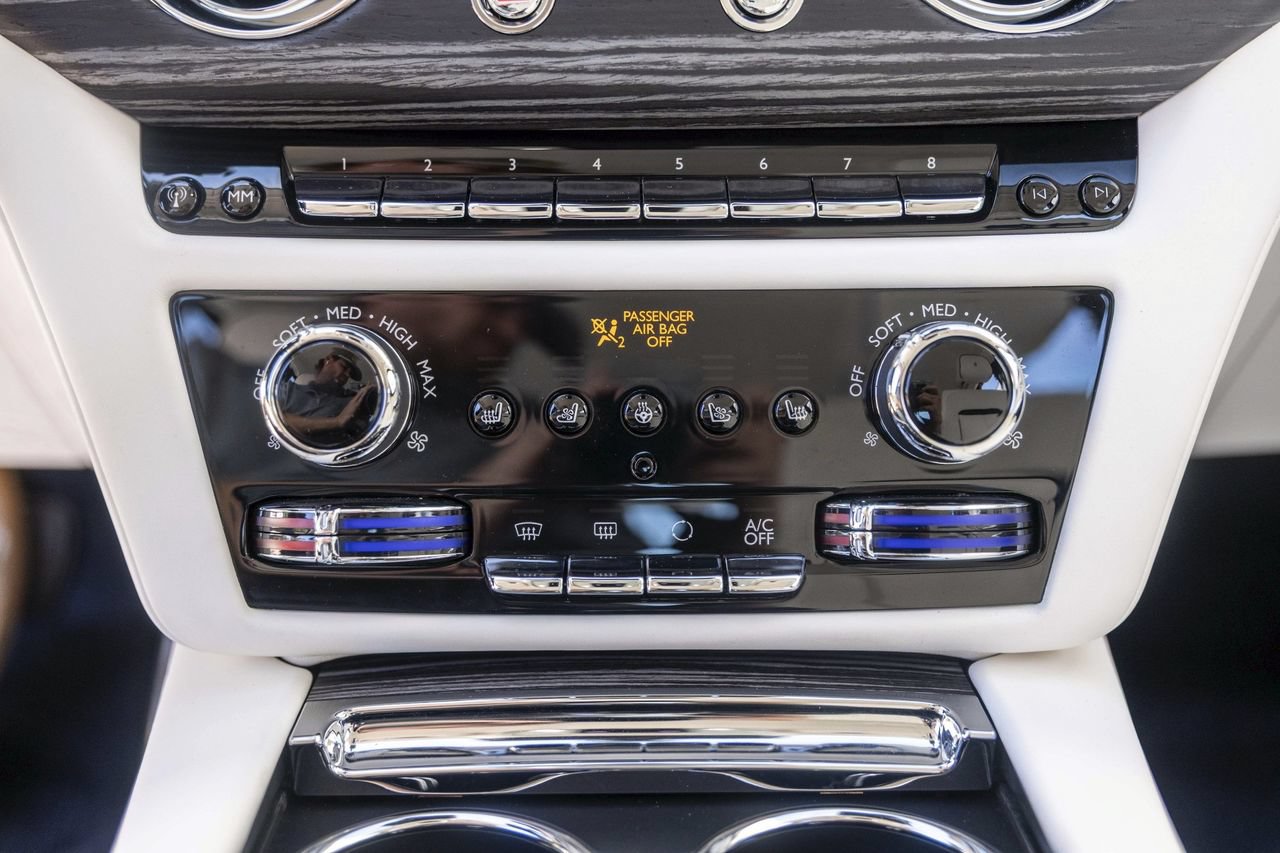 New 2025 Rolls-Royce Ghost AWD/4WD image 36