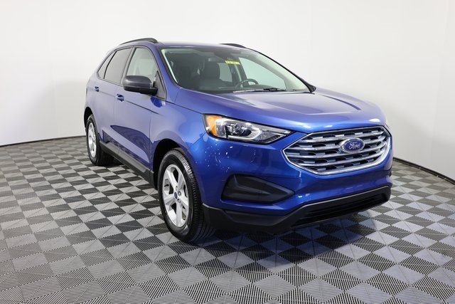 Used 2022 Ford Edge SE image 3
