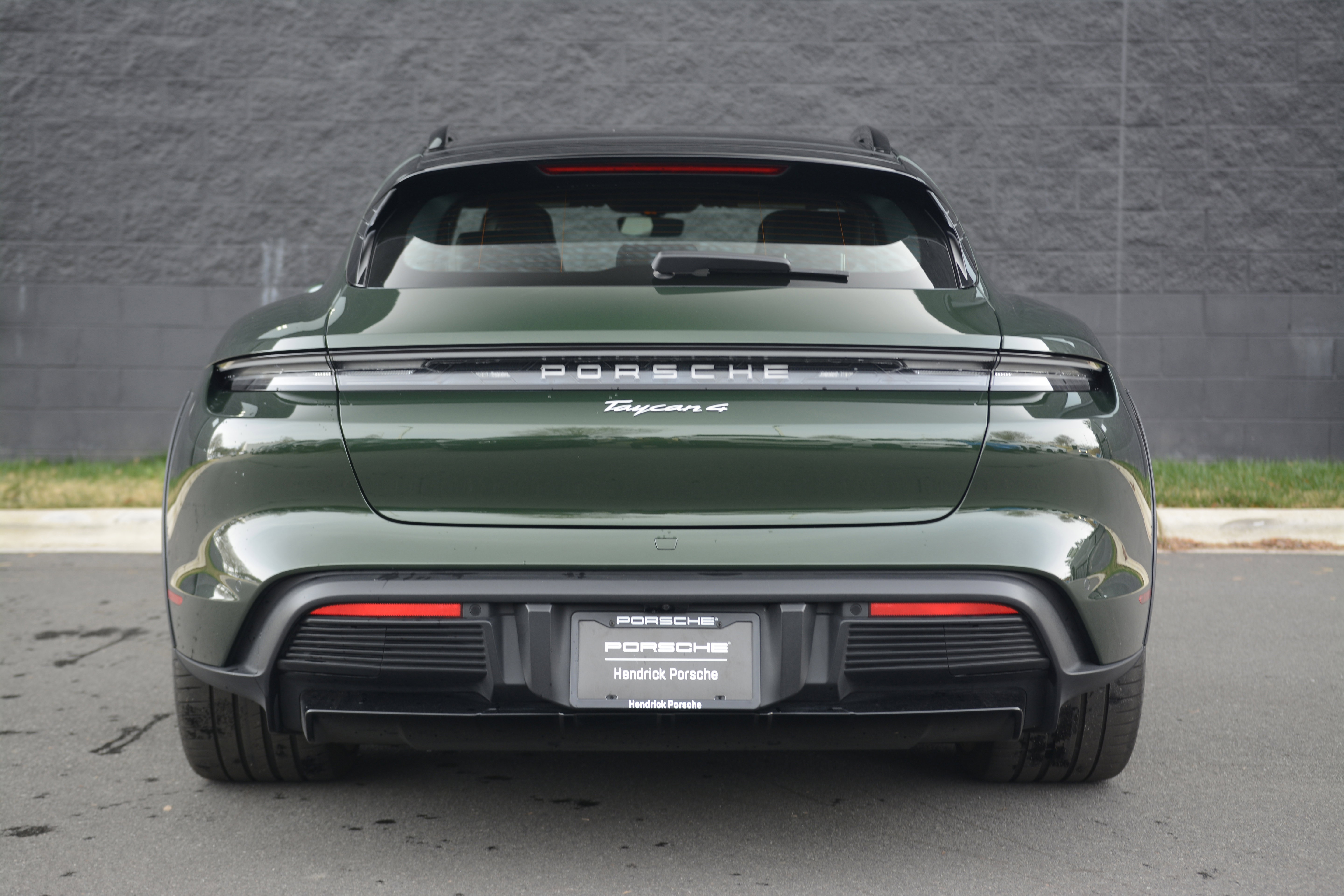 Certified 2025 Porsche Taycan 4 Cross Turismo AWD/4WD image 6