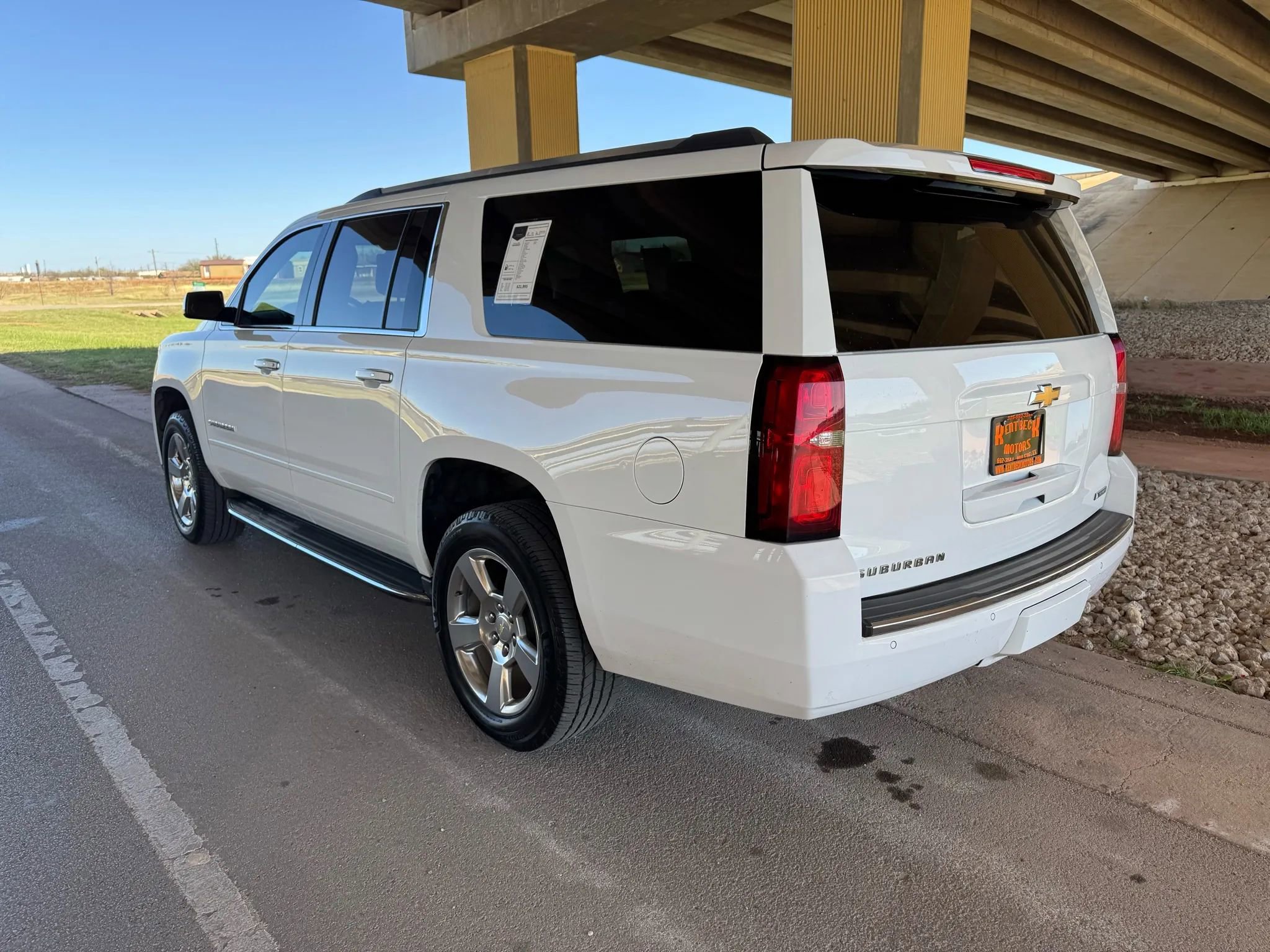Used 2018 Chevrolet Suburban Premier image 5