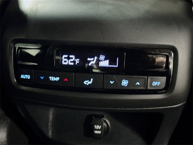 Used 2022 Hyundai Palisade SEL image 30