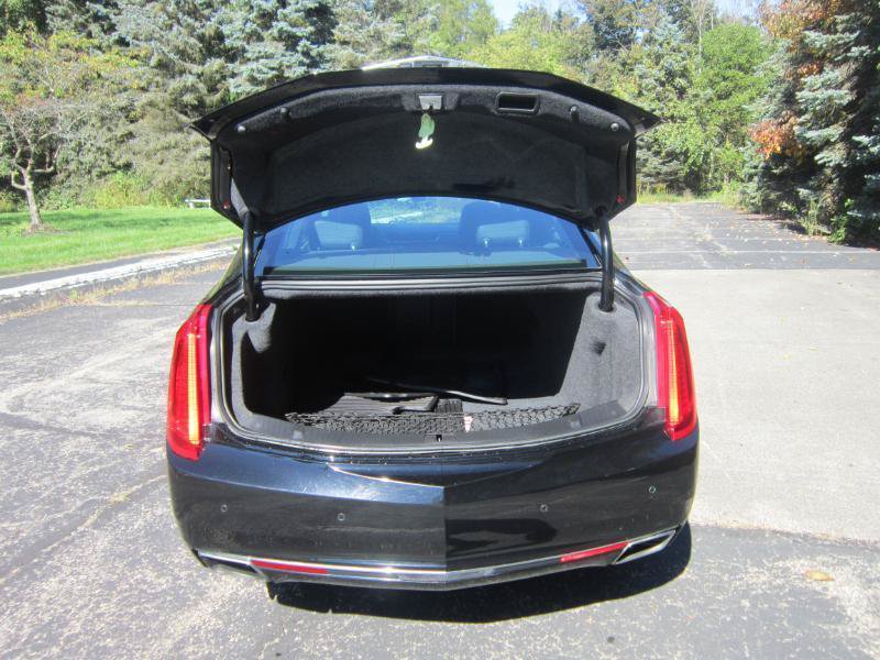 Used 2016 Cadillac XTS Platinum AWD/4WD image 34