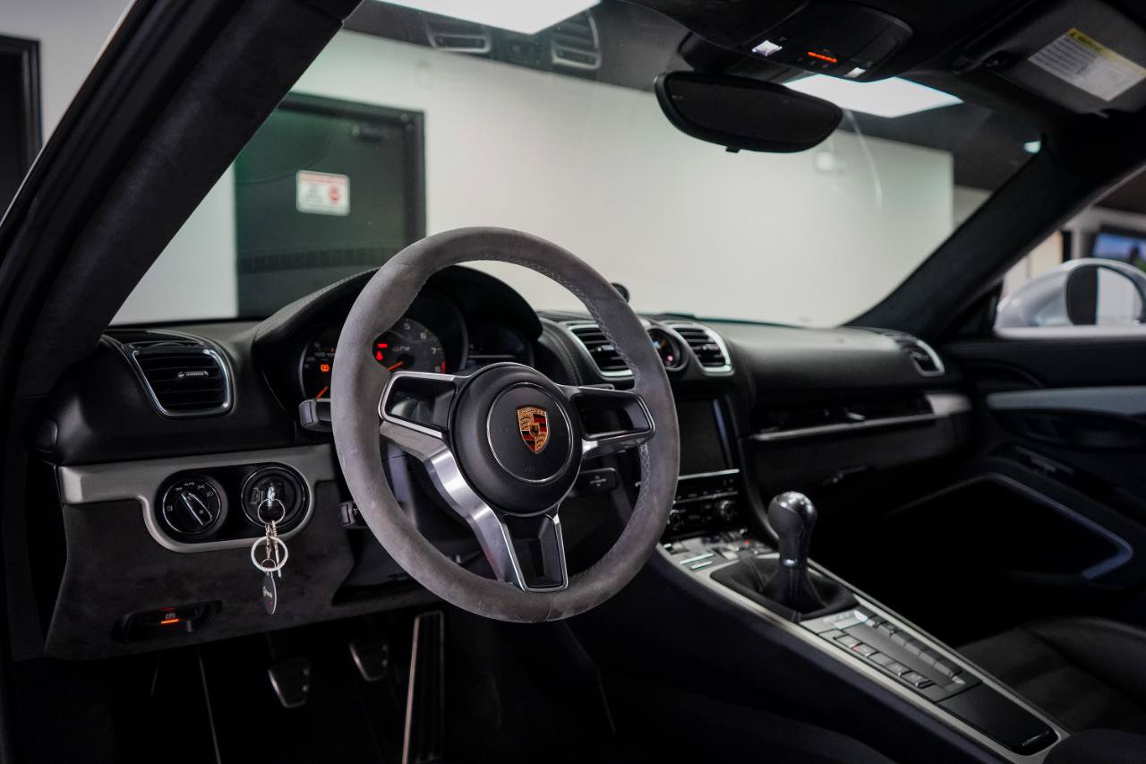 Used 2016 Porsche Cayman GT4 RWD image 19