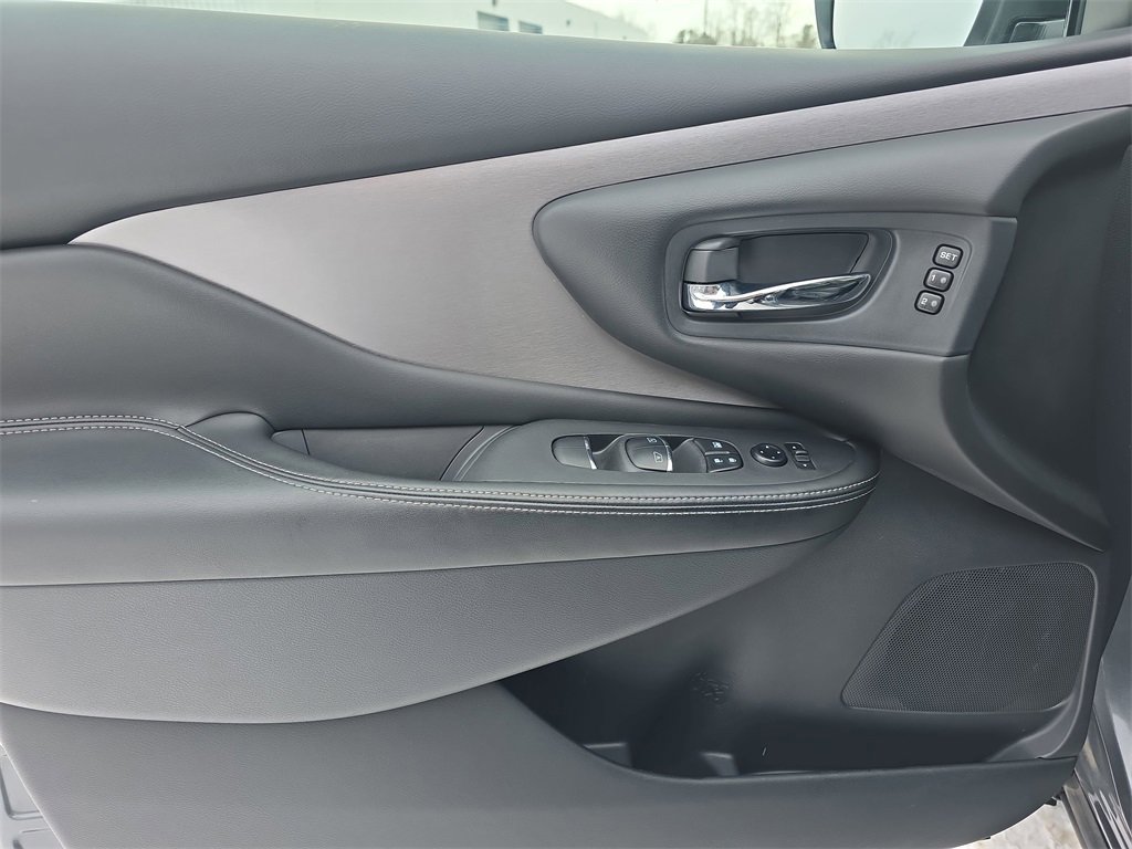 Used 2021 Nissan Murano SL image 28