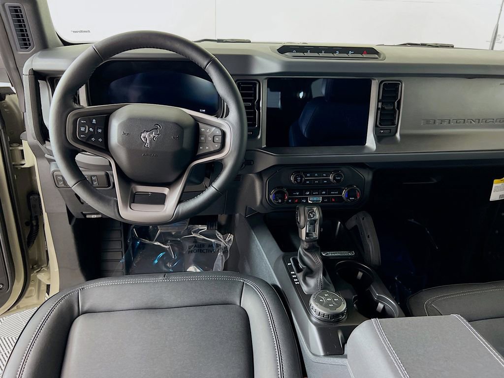 New 2025 Ford Bronco Badlands image 26