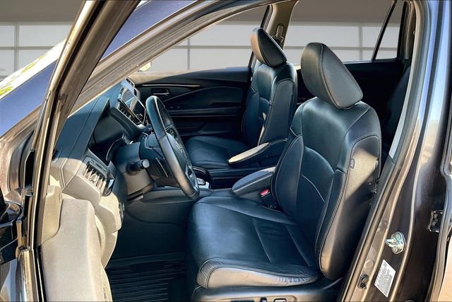 Used 2020 Honda Pilot Elite image 25