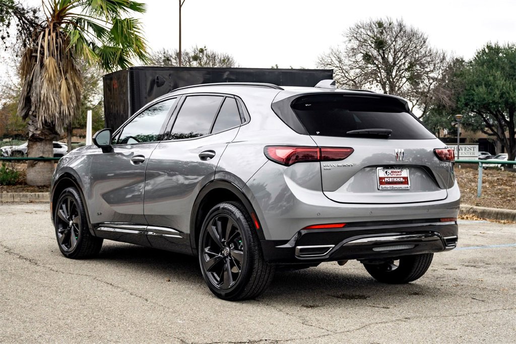 Used 2024 Buick Envision Sport Touring image 7